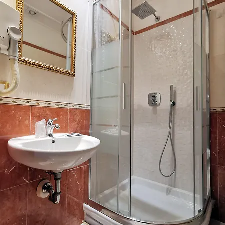 Valentino Palace Hotel 3*
