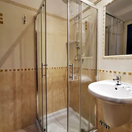 Hotel Valentino Palace 3*