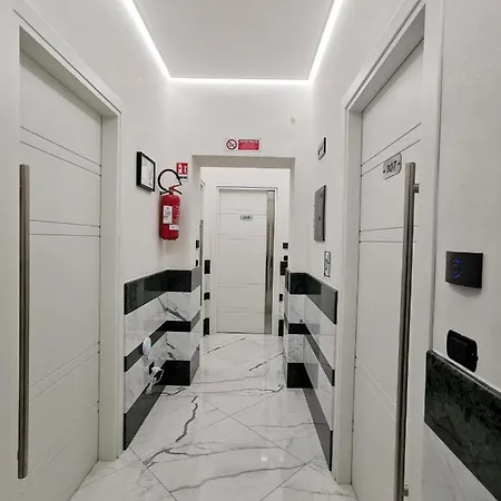 Valentino Palace 3* Roma